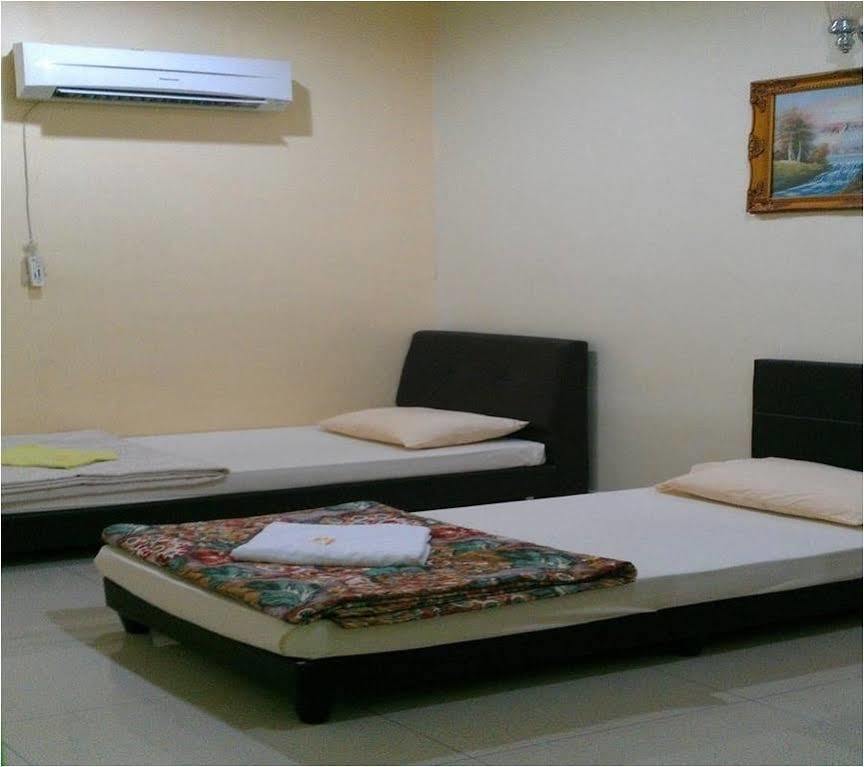 Casavilla Travellers Lodge Taiping Eksteriør billede
